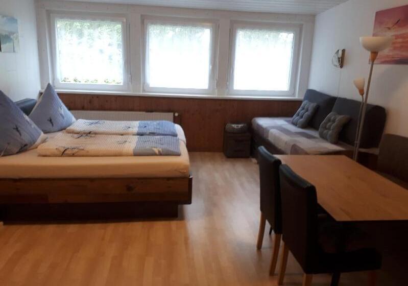 اتاق استاندارد سه نفره, Pension Haus Erika