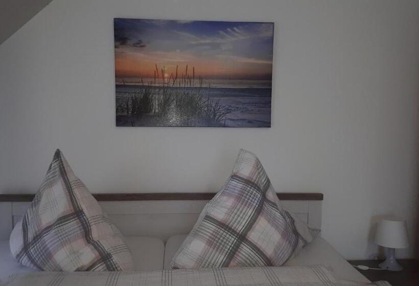 اتاق استاندارد با بالکن, Pension Haus Erika