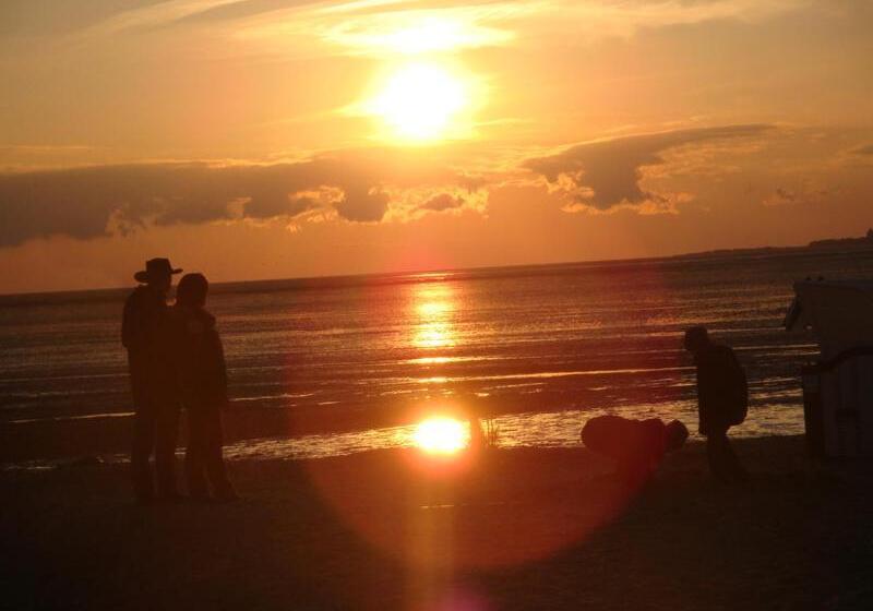 استودیو ساده, Pension Haus Erika