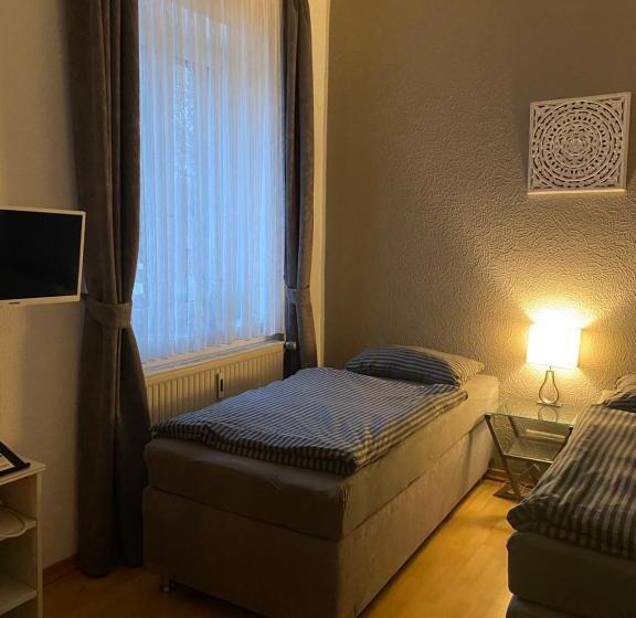 اتاق استاندارد, Pension Pagalies