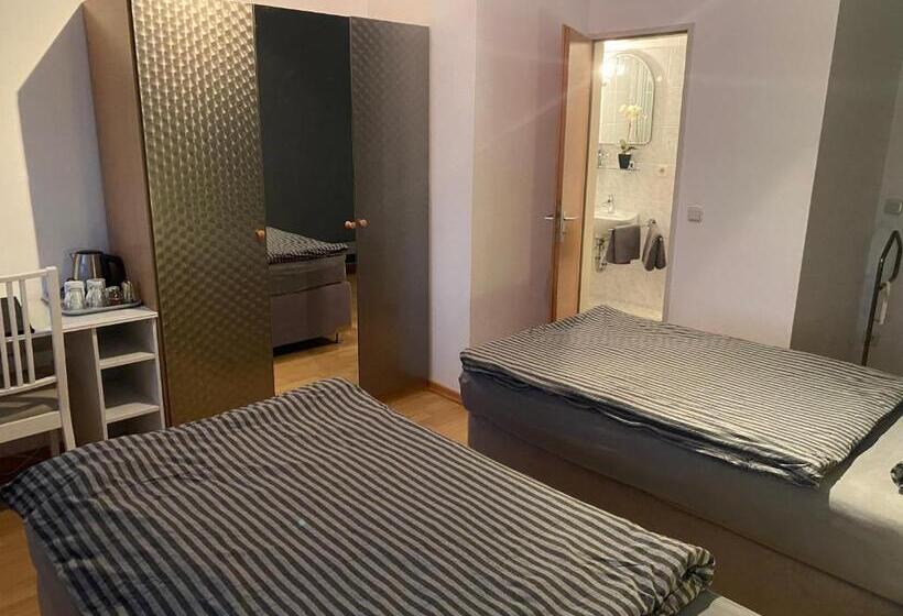 اتاق استاندارد, Pension Pagalies