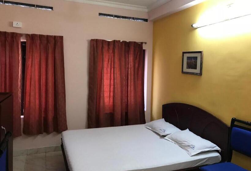 エコノミールーム, Indraprastham Tourist Home