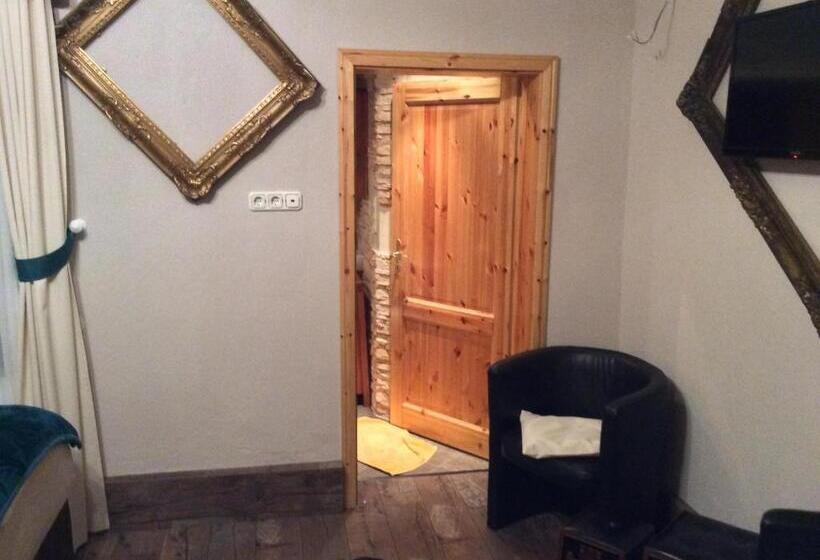 חדר סטנדרט, Das Loreley Weinstuebchen