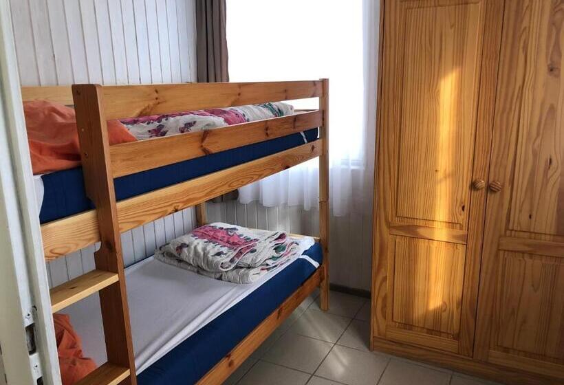 בונגלו סטנדרט 2 חדרי שינה, Gast & Logierhaus Am Rheinsberger See