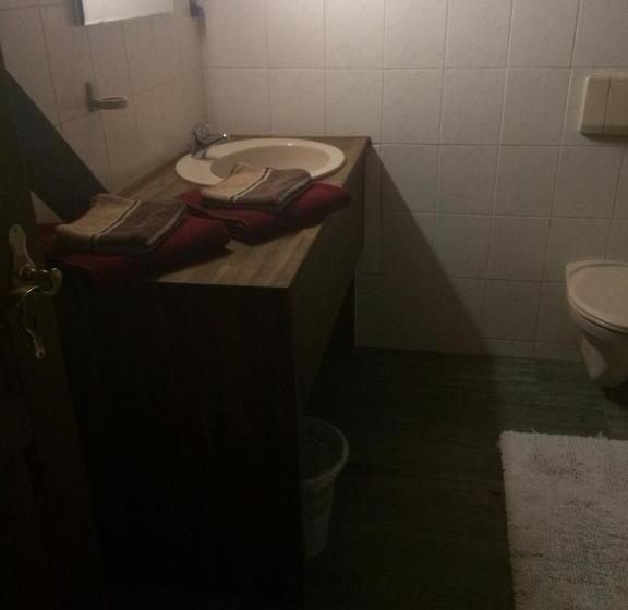 Четырехместный Номер Стандарт, Pension Lefebvre