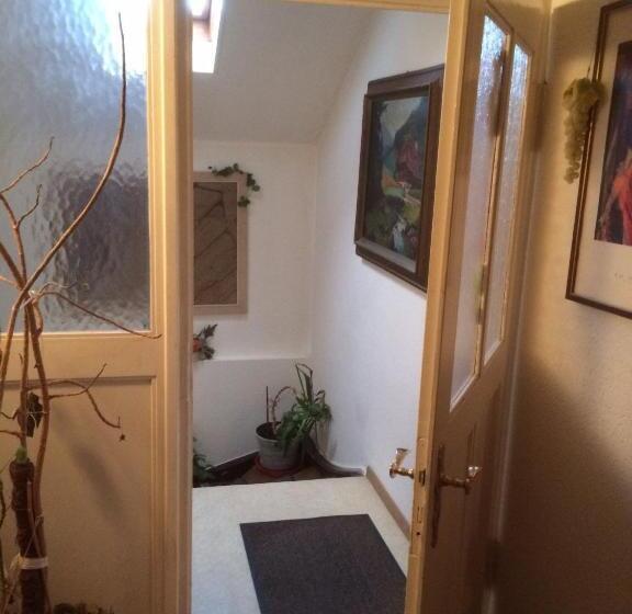 Четырехместный Номер Стандарт, Pension Lefebvre