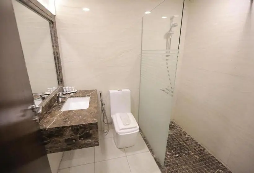2 Bedroom Suite City View, Broad Apart