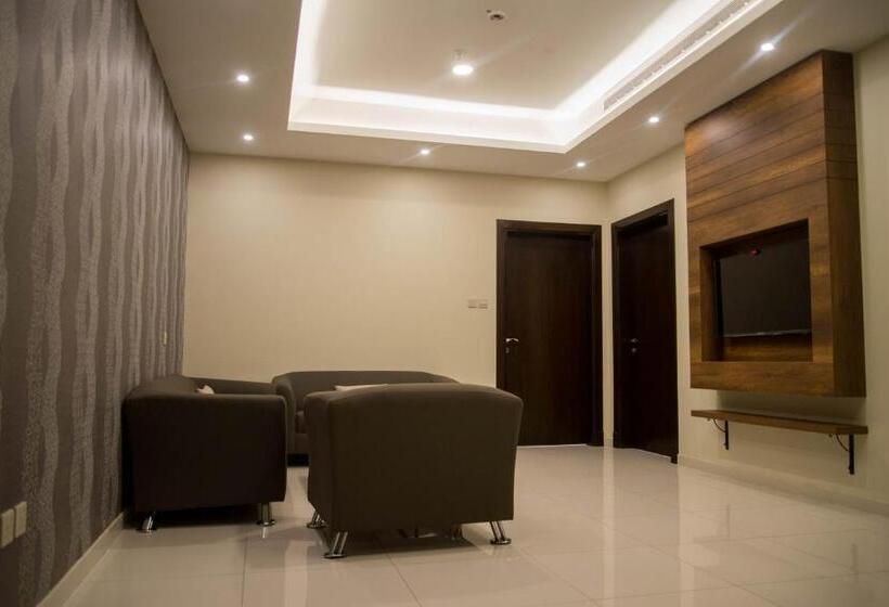 2 Bedroom Suite City View, Broad Apart