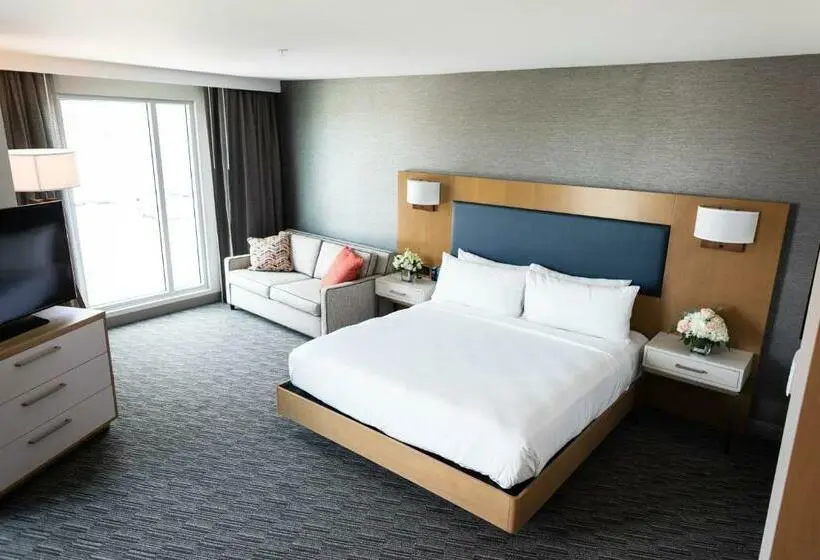 キングサイズベッドのスーペリアルーム, Legacy Hotel At Img Academy