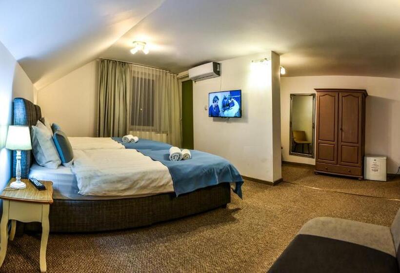 バルコニー付きスタンダードルーム, Noblesse House Deva