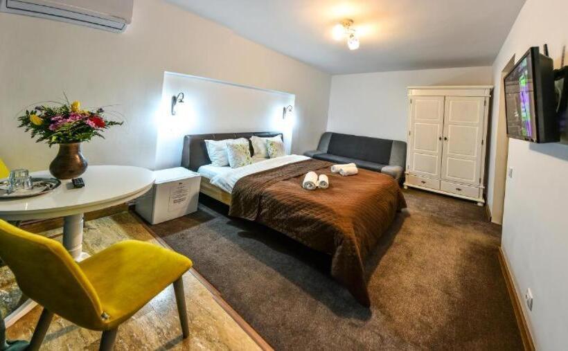 バスタブ付きスタンダードルーム, Noblesse House Deva