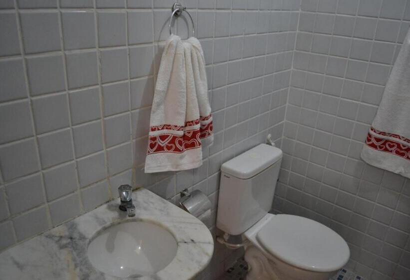 家庭间, Pousada Brisa Marine