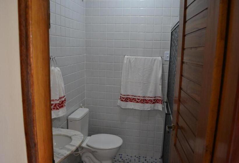 家庭间, Pousada Brisa Marine