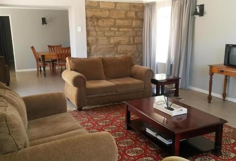 בקתת חדר, Ledges Retreat