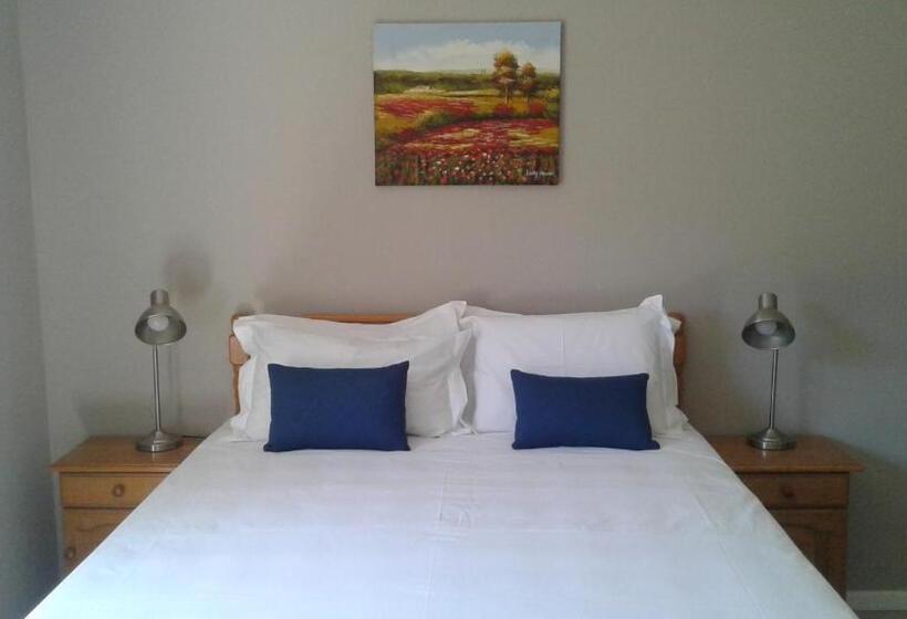 בקתת חדר, Ledges Retreat