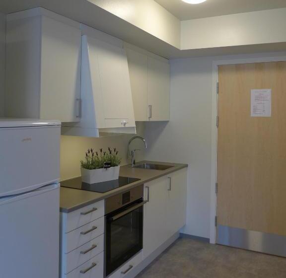 Семейный Номер, Lilland Hostel Tau