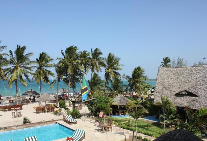 اتاق خانوادگی با چشمانداز دریا, Villa Dahl Beach Resort