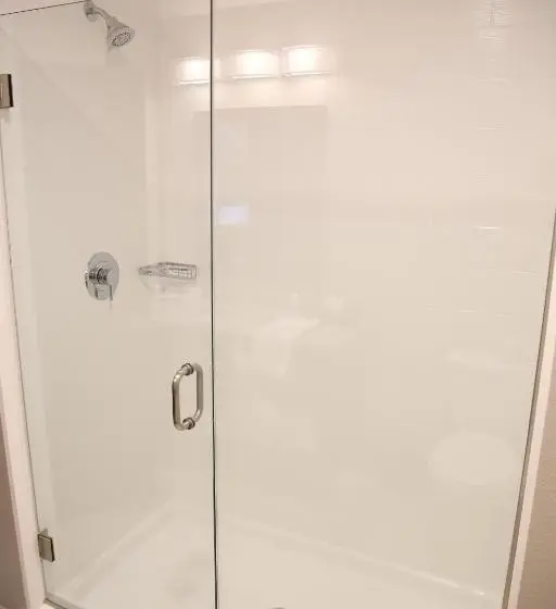 キングサイズベッドのデラックスルーム, Berlin Encore Hotel & Suites