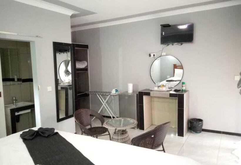 디럭스 스위트, Global Guest House