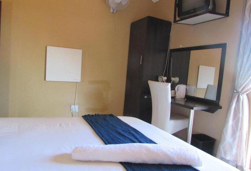 标准房带园景, Oasis Of Life Guest House