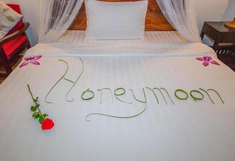 풀장 전망 디럭스 룸, Moloppor Villa