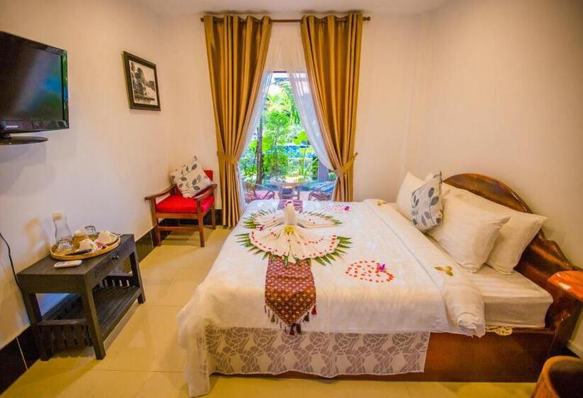 패밀리 스위트, Moloppor Villa