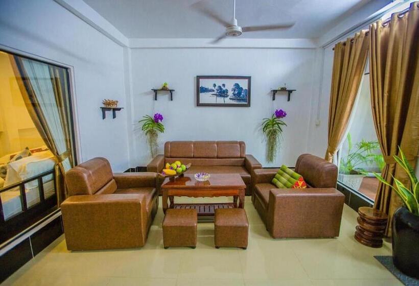 패밀리 스위트, Moloppor Villa