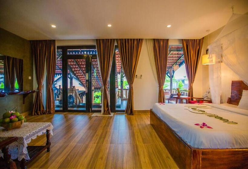 풀장 전망 디럭스 룸, Moloppor Villa