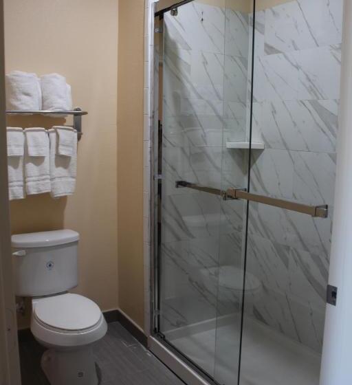 デラックスルーム, Express Inn And Suites
