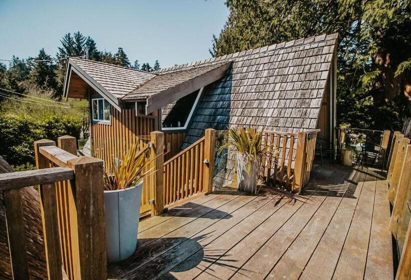 오두막, The Shoreline Tofino