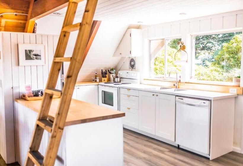 침실 1개 주택, The Shoreline Tofino