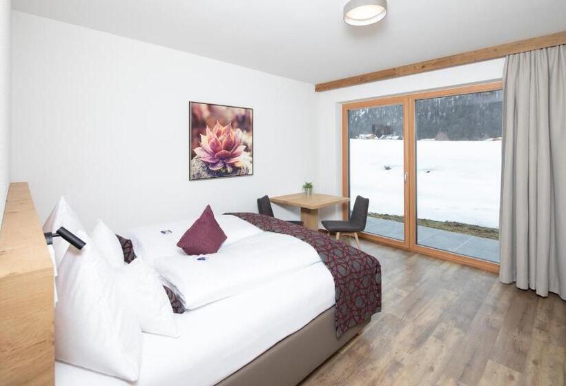 스탠다드 스튜디오, Wagner S Apart