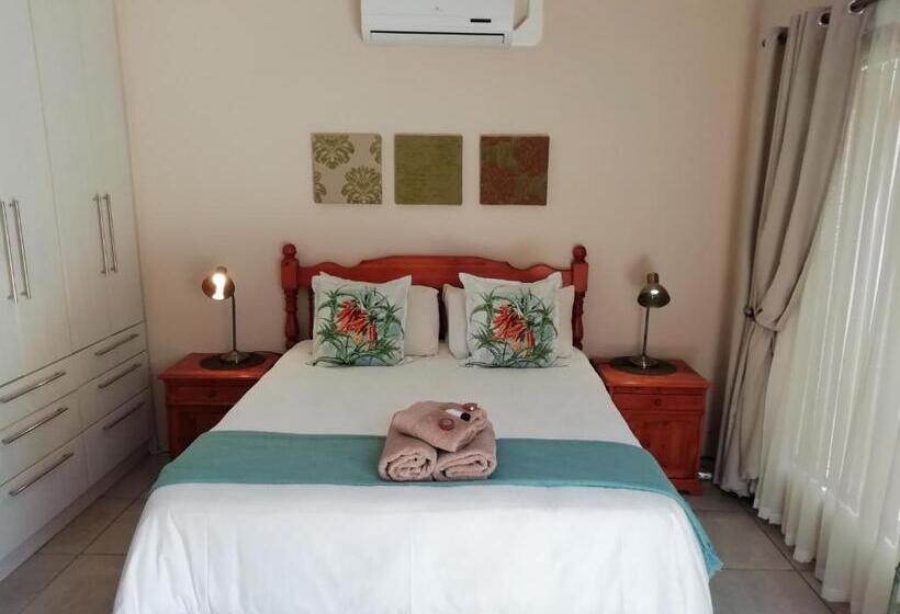 سوییت خانوادگی, Oudtshoorn Guest House