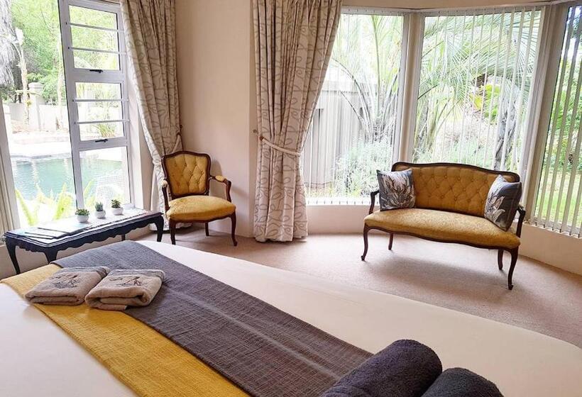 Номер Стандарт, Oudtshoorn Guest House