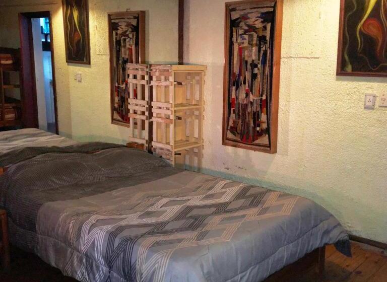 StandaardKamer, Sacromonte Apart