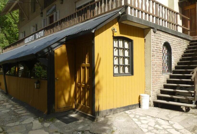 StandaardKamer, Sacromonte Apart