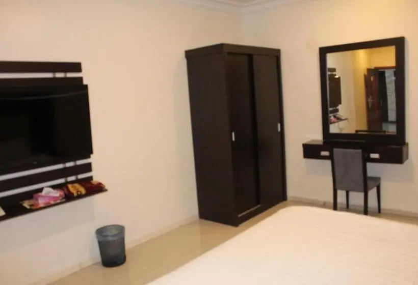 スタンダードスタジオ, Al Massah Al Khalijiyah Furnished Units
