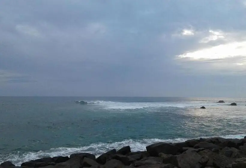 エコノミールーム, Ocean Edge Villa