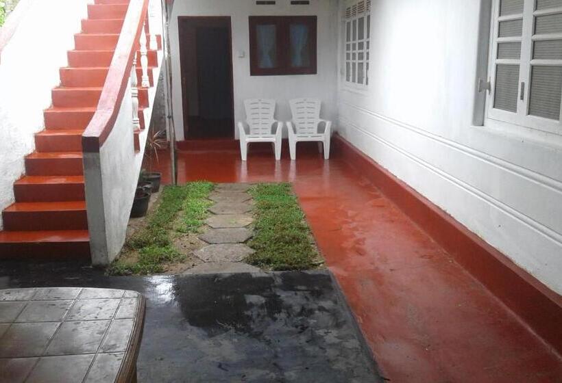 이코노미 룸, Ocean Edge Villa