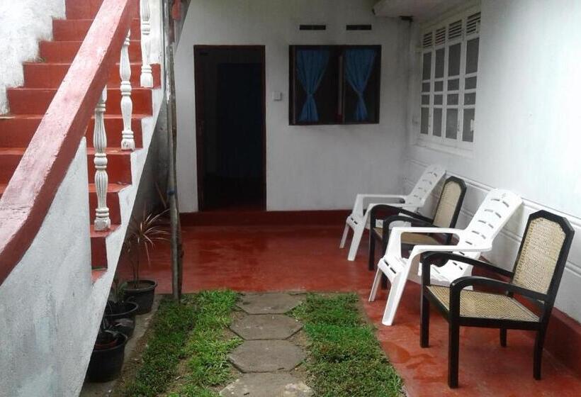 이코노미 룸, Ocean Edge Villa