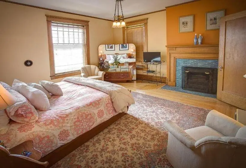 キングサイズベッドのスタンダードルーム, Lauerman House Inn Bed & Breakfast