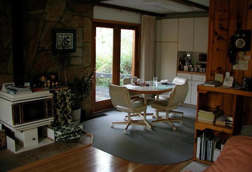자쿠지 스위트, Alaska Chalet Bed & Breakfast