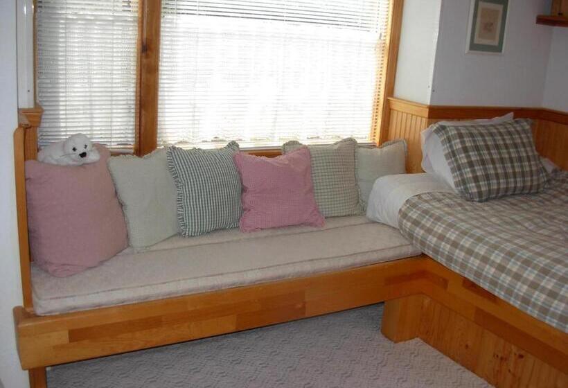 جناح مزود بجاكوزى, Alaska Chalet Bed & Breakfast