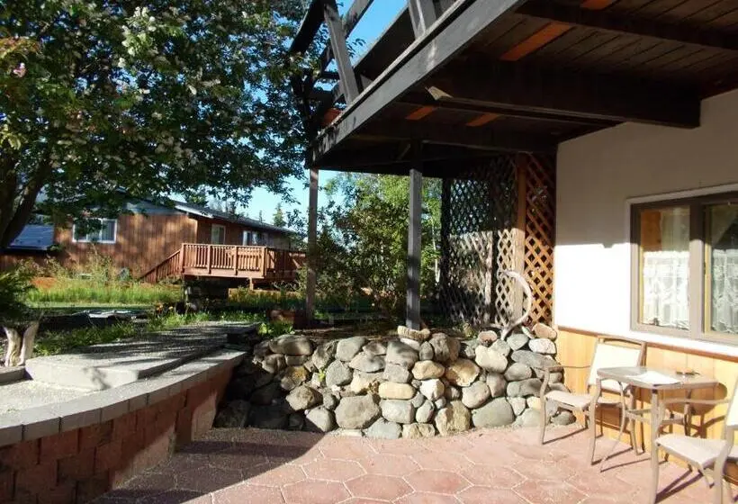 デラックススタジオ, Alaska Chalet Bed & Breakfast