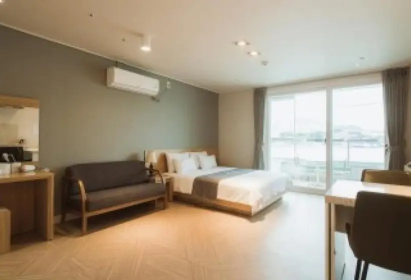 Standard-huone Merinäkymä, Lium Spa Hostel