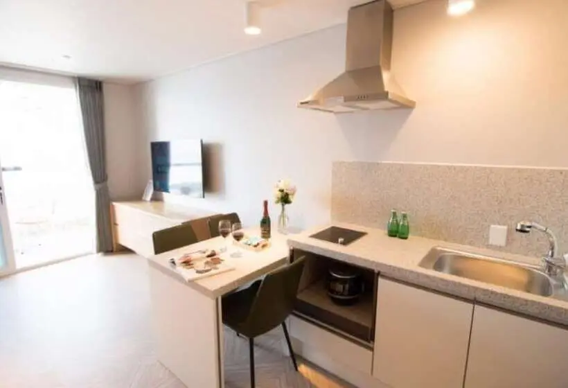 Standard-huone Merinäkymä, Lium Spa Hostel