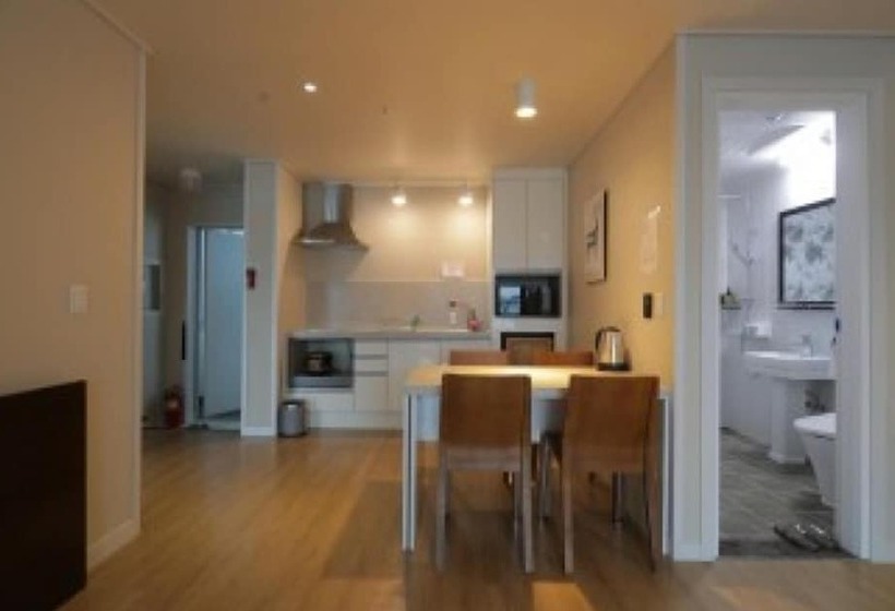 Семейный Номер Вид на Море, Lium Spa Hostel