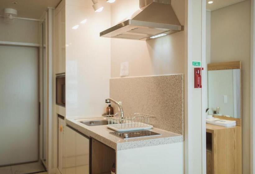 Семейный Номер Вид на Море, Lium Spa Hostel