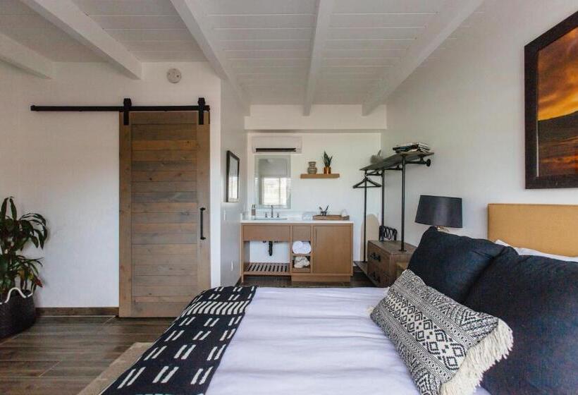 غرفة ديلوكس, Surfhouse