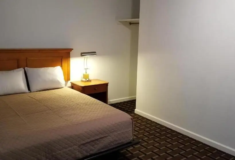 身障者適用スタンダードルーム, Budget Inn Breezewood